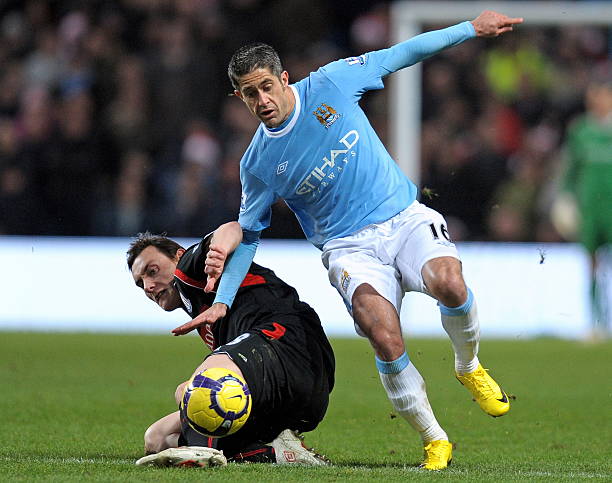 励他们继续 励他们继续